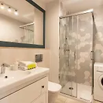 Waterlane Island Deluxe 1 By Grand